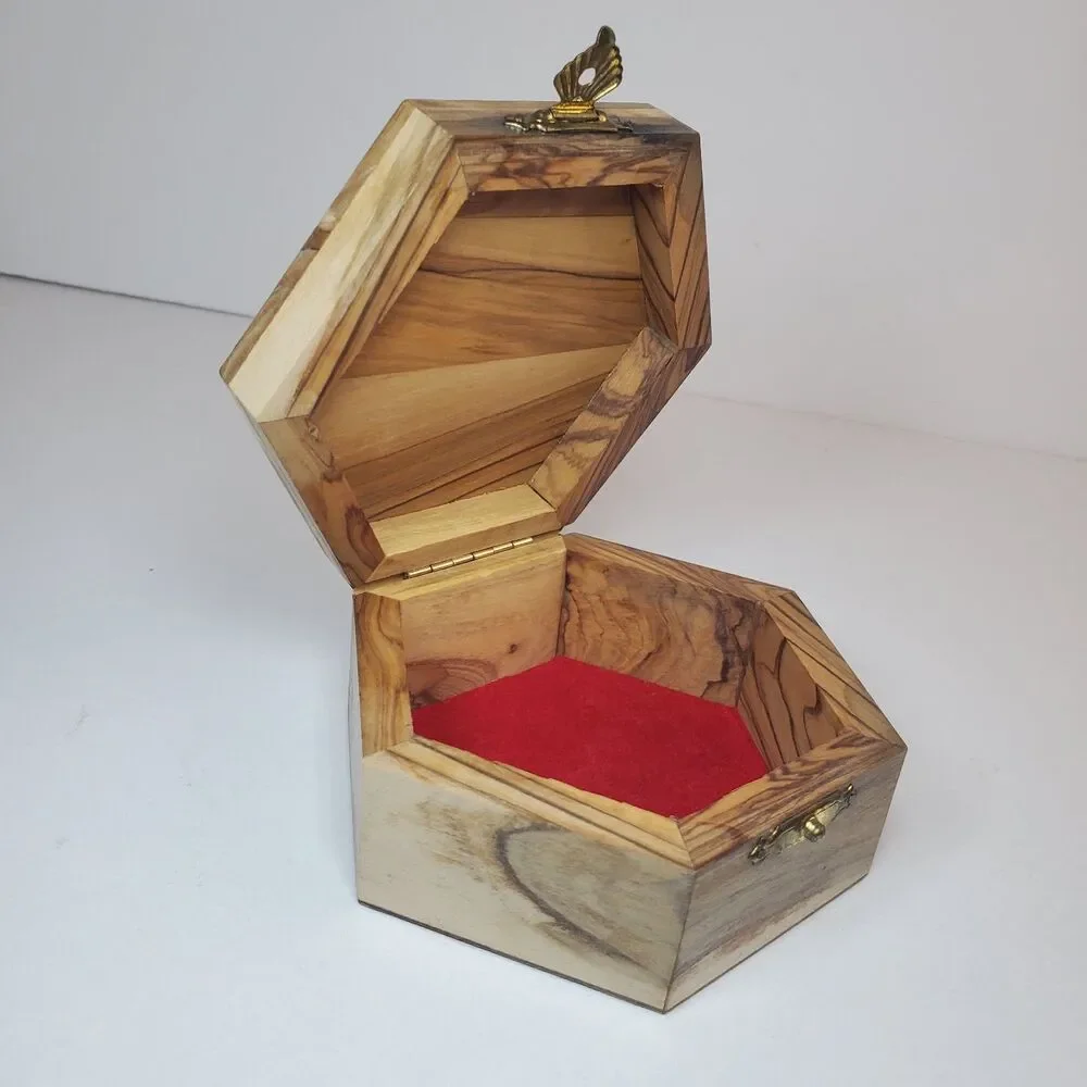 Wooded Jewelery Box With Attached Lid Carved Hummingbird Velvet Lined 4